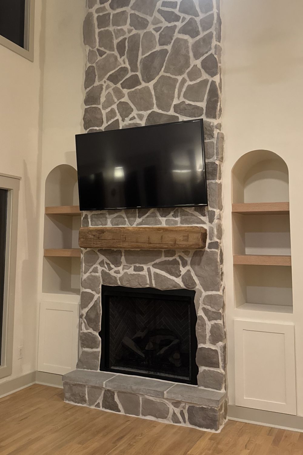 Stone Veneer - Field Stone Ash - Mountain View Stone