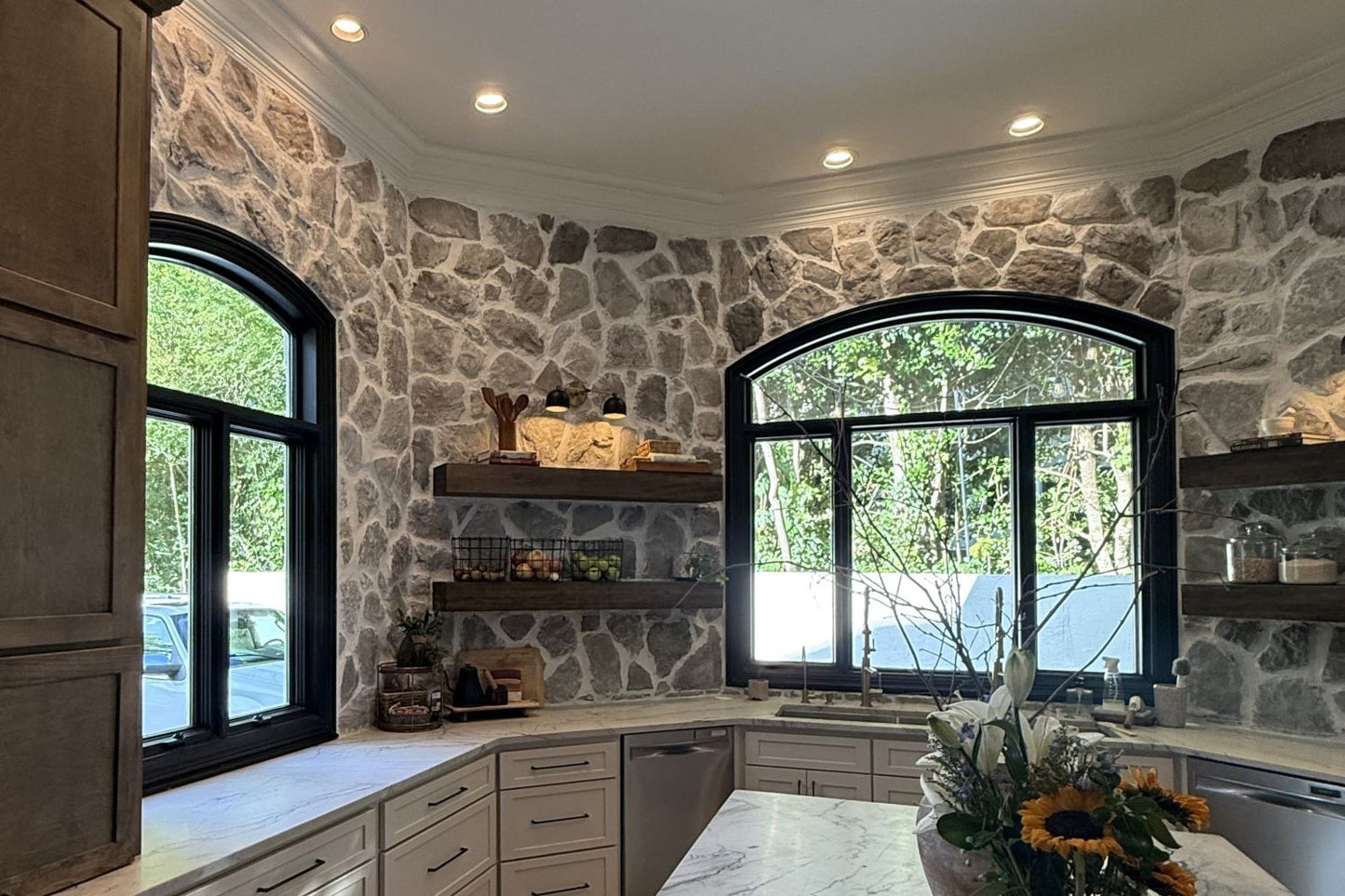 Stone Veneer - Field Stone Ash - Mountain View Stone