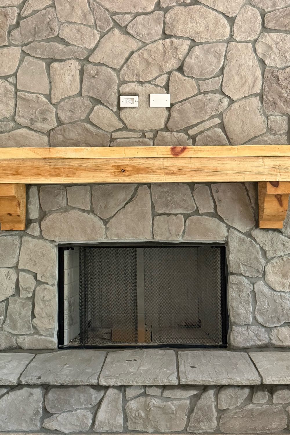 Stone Veneer - Field Stone Ash - Mountain View Stone