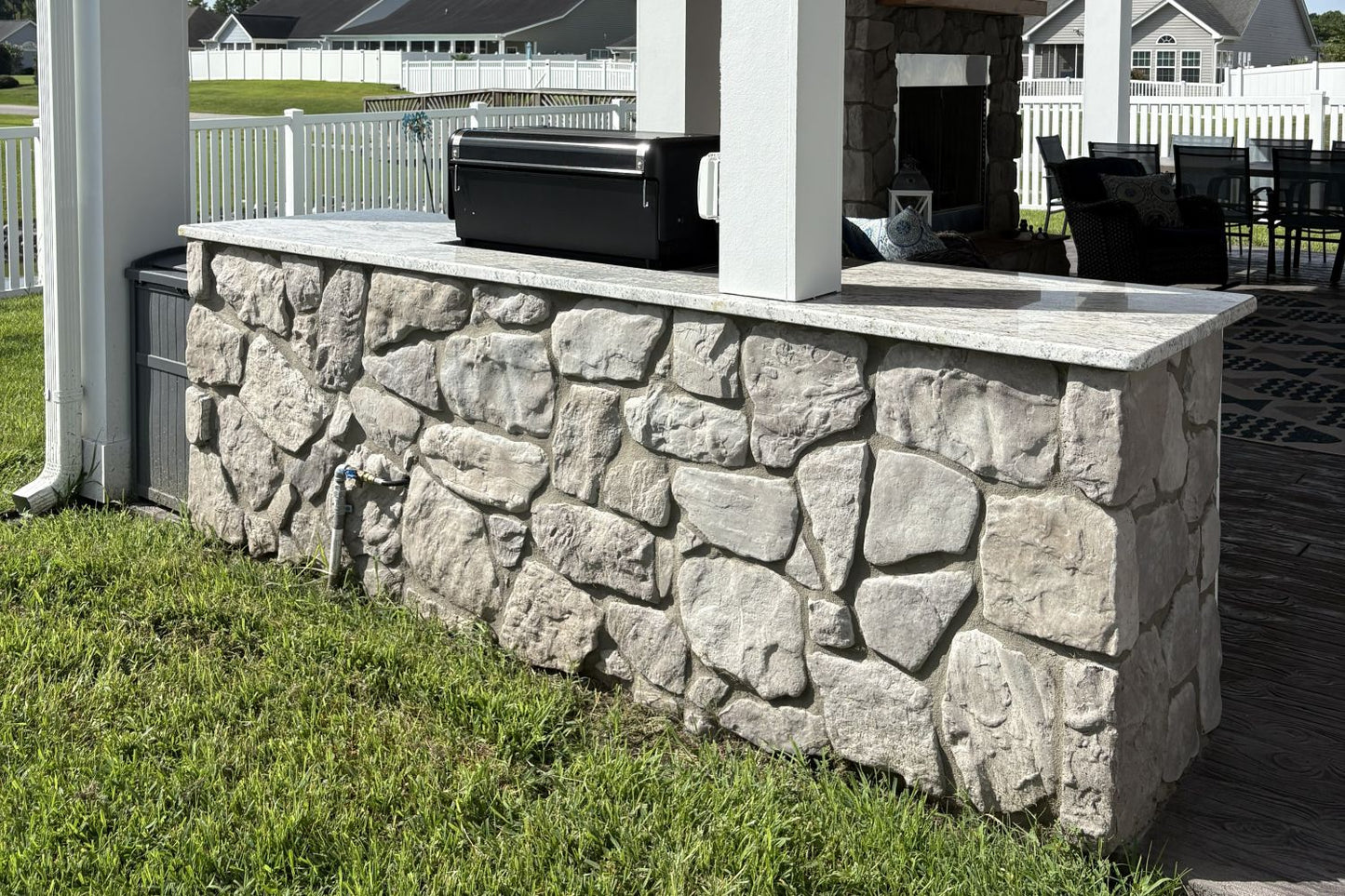 Stone Veneer - Field Stone Ash - Mountain View Stone