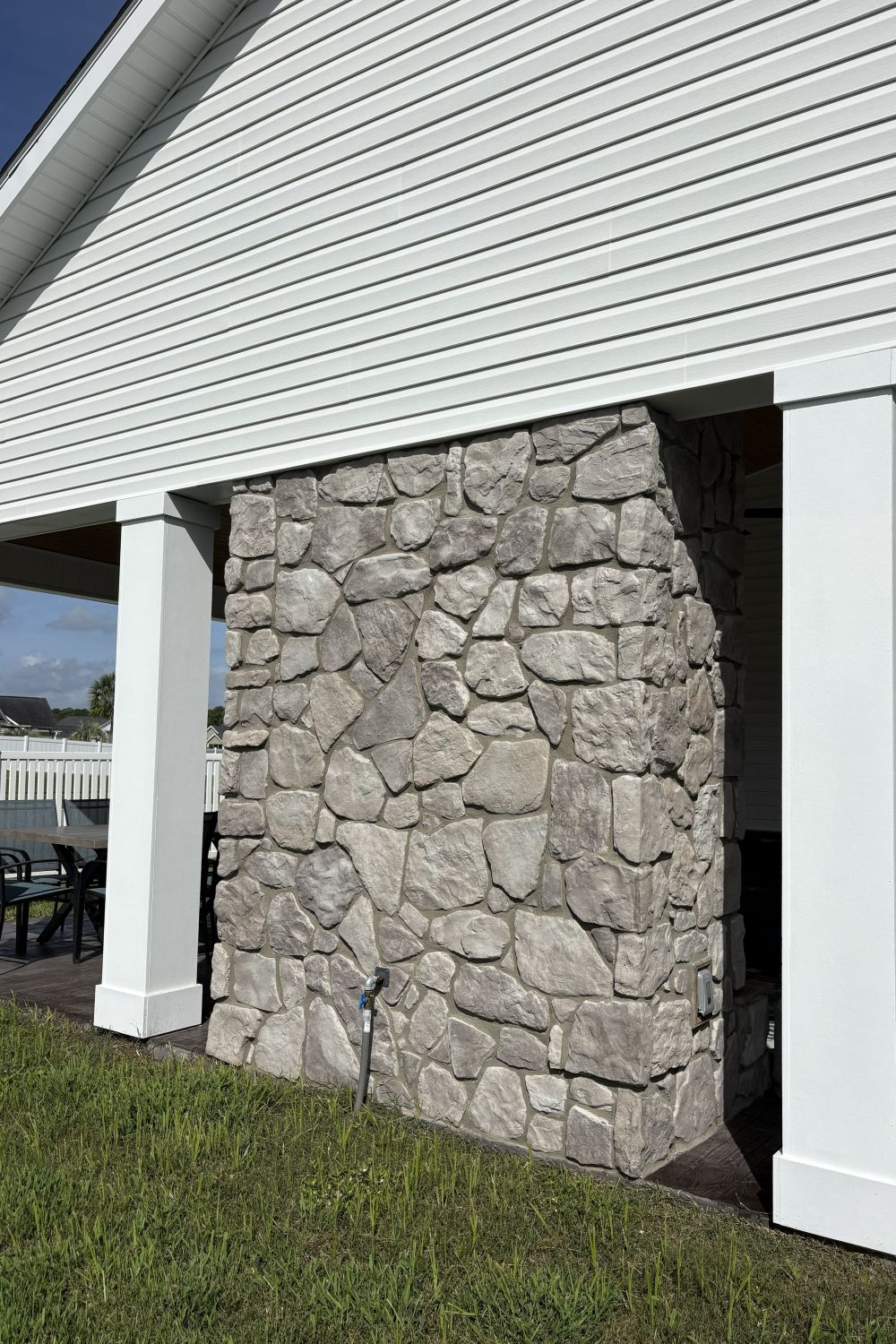 Stone Veneer - Field Stone Ash - Mountain View Stone