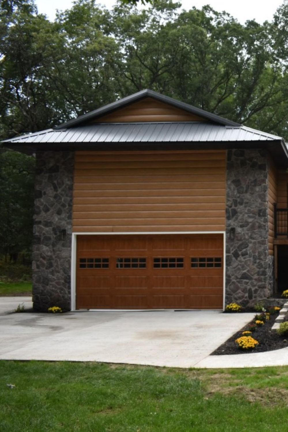 Stone Veneer - Field Stone Midnight - Mountain View Stone