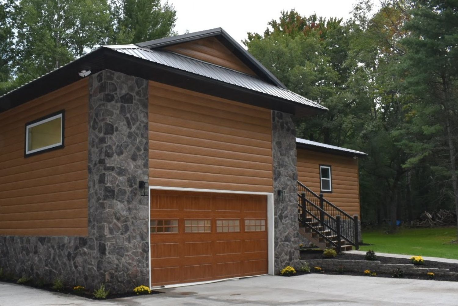 Stone Veneer - Field Stone Midnight - Mountain View Stone