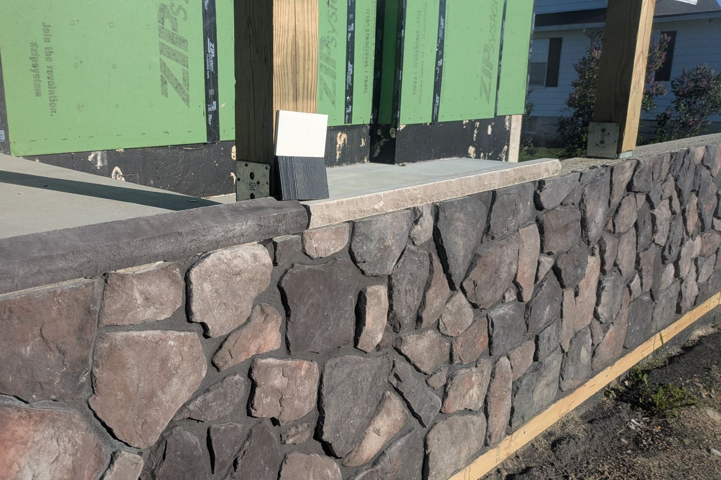 Stone Veneer - Field Stone Midnight - Mountain View Stone