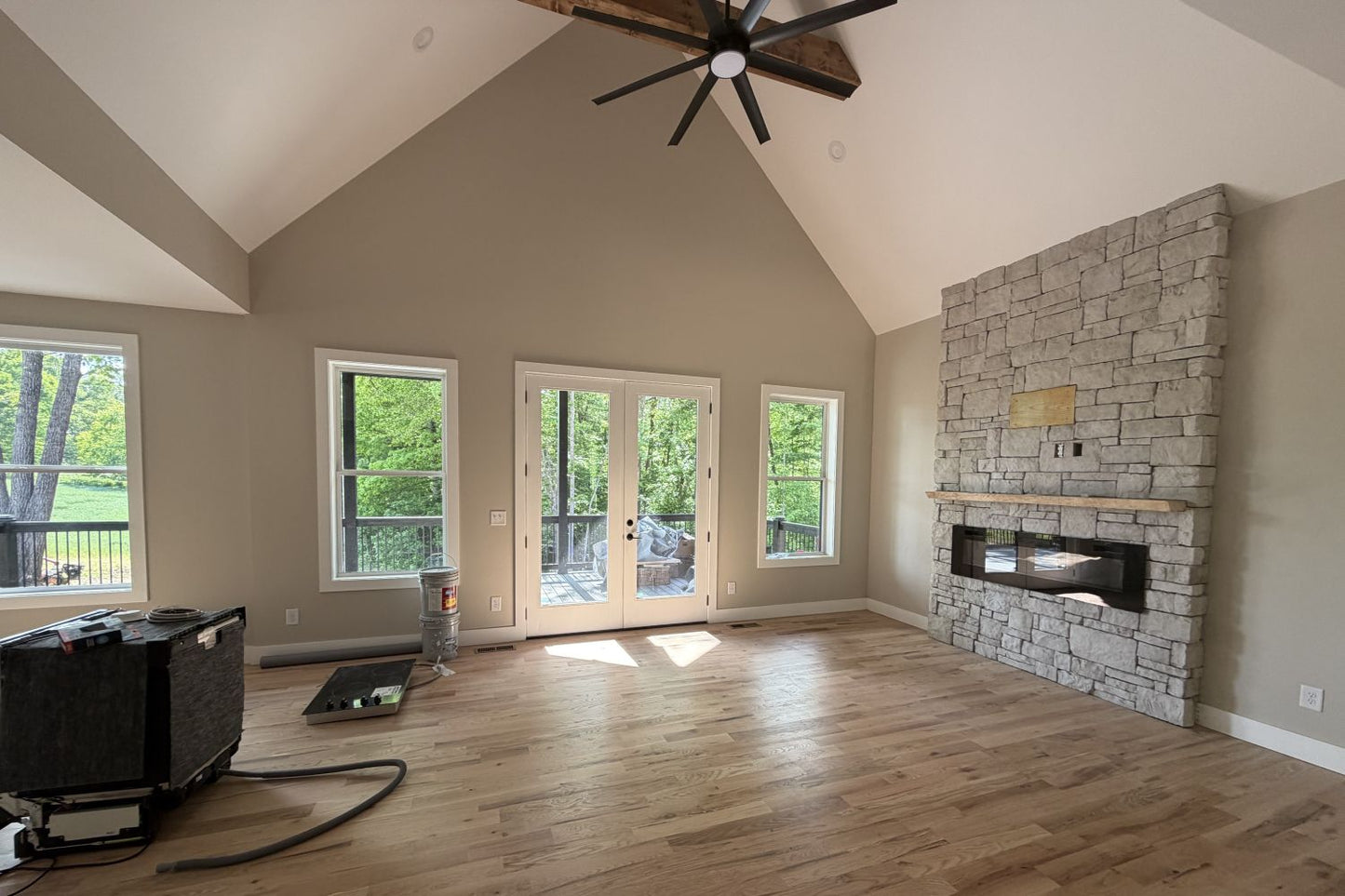Stone Veneer - Hackett Stone Chalk - Mountain View Stone