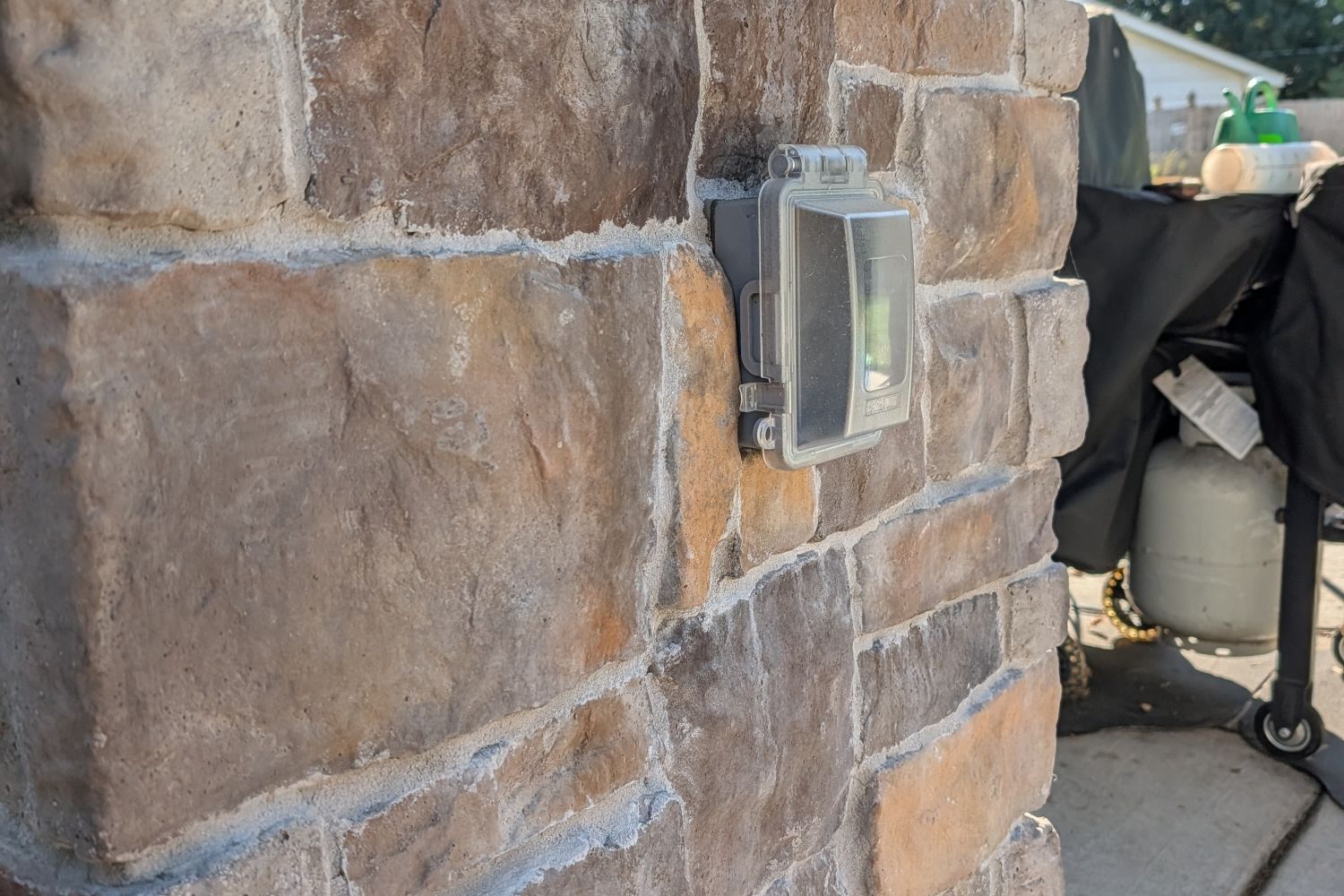 Stone Veneer - Hackett Stone Kona - Mountain View Stone