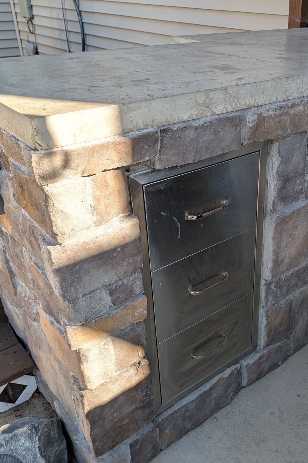 Stone Veneer - Hackett Stone Kona - Mountain View Stone