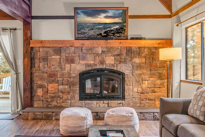 Stone Veneer - Hackett Stone Kona - Mountain View Stone