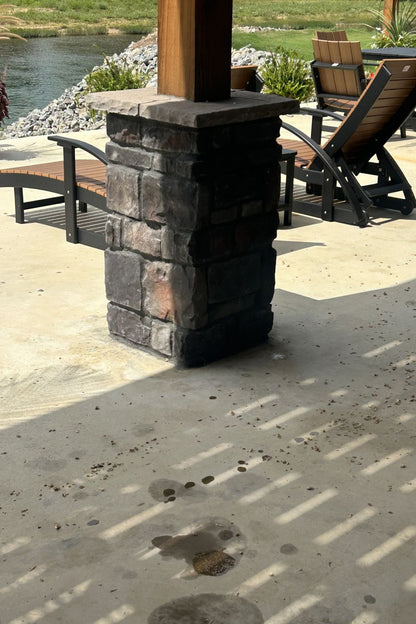 Stone Veneer - Hackett Stone Midnight - Mountain View Stone