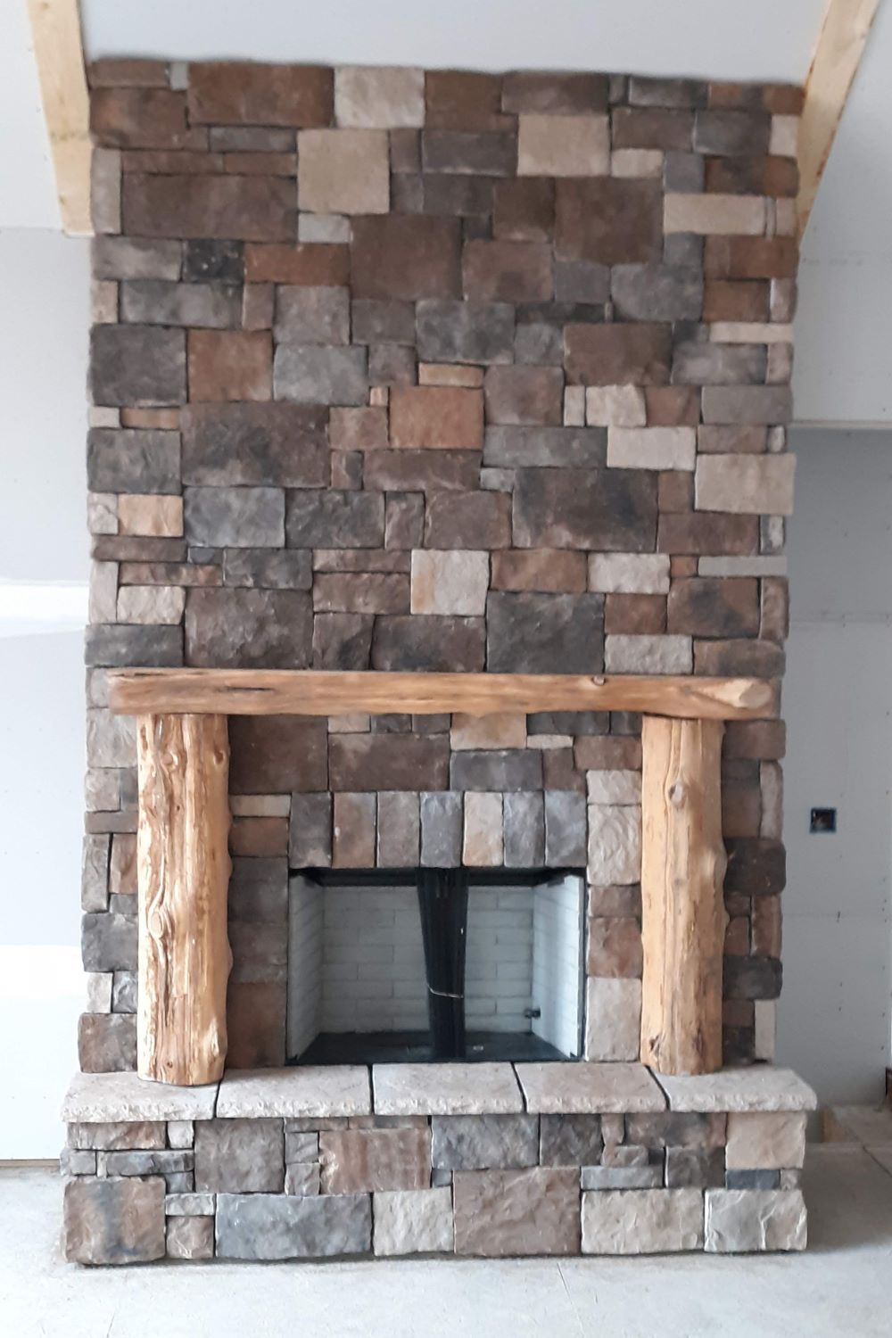 Stone Veneer - Hackett Stone Rustic - Mountain View Stone