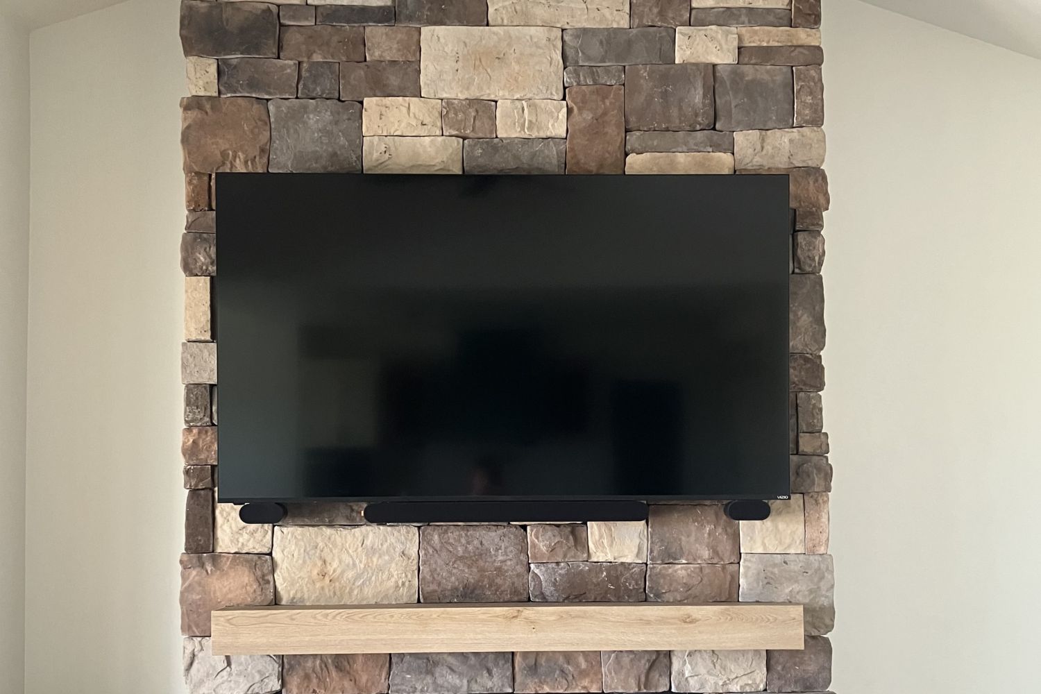 Stone Veneer - Hackett Stone Rustic - Mountain View Stone