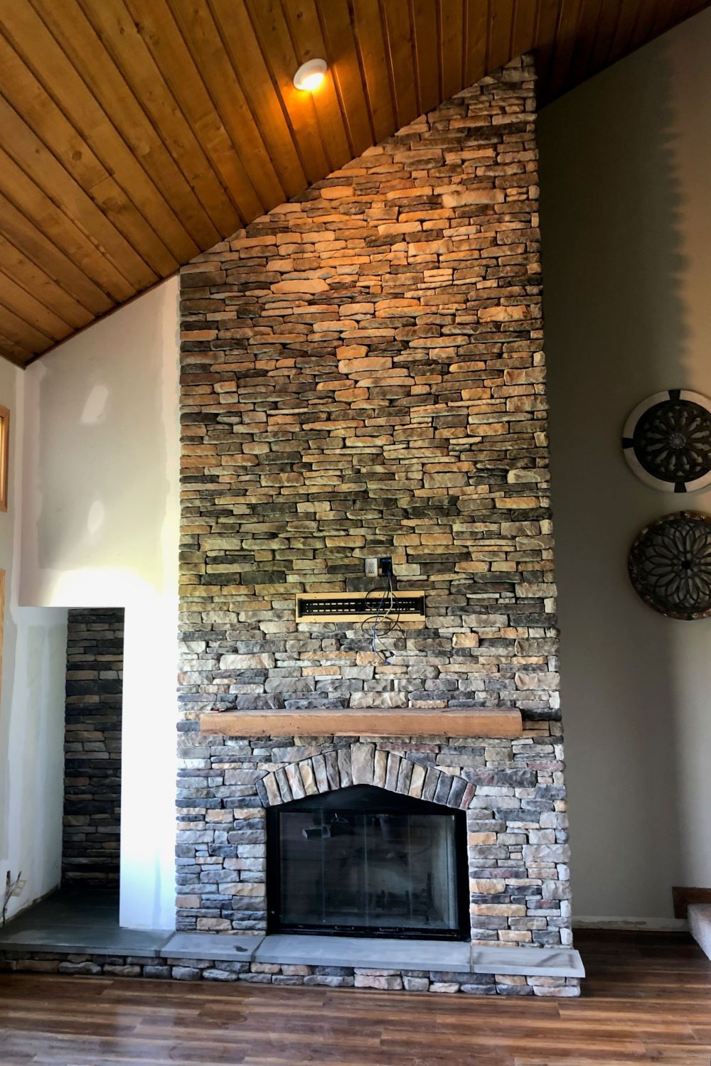 Stone Veneer - Ledge Stone Aspen - Mountain View Stone