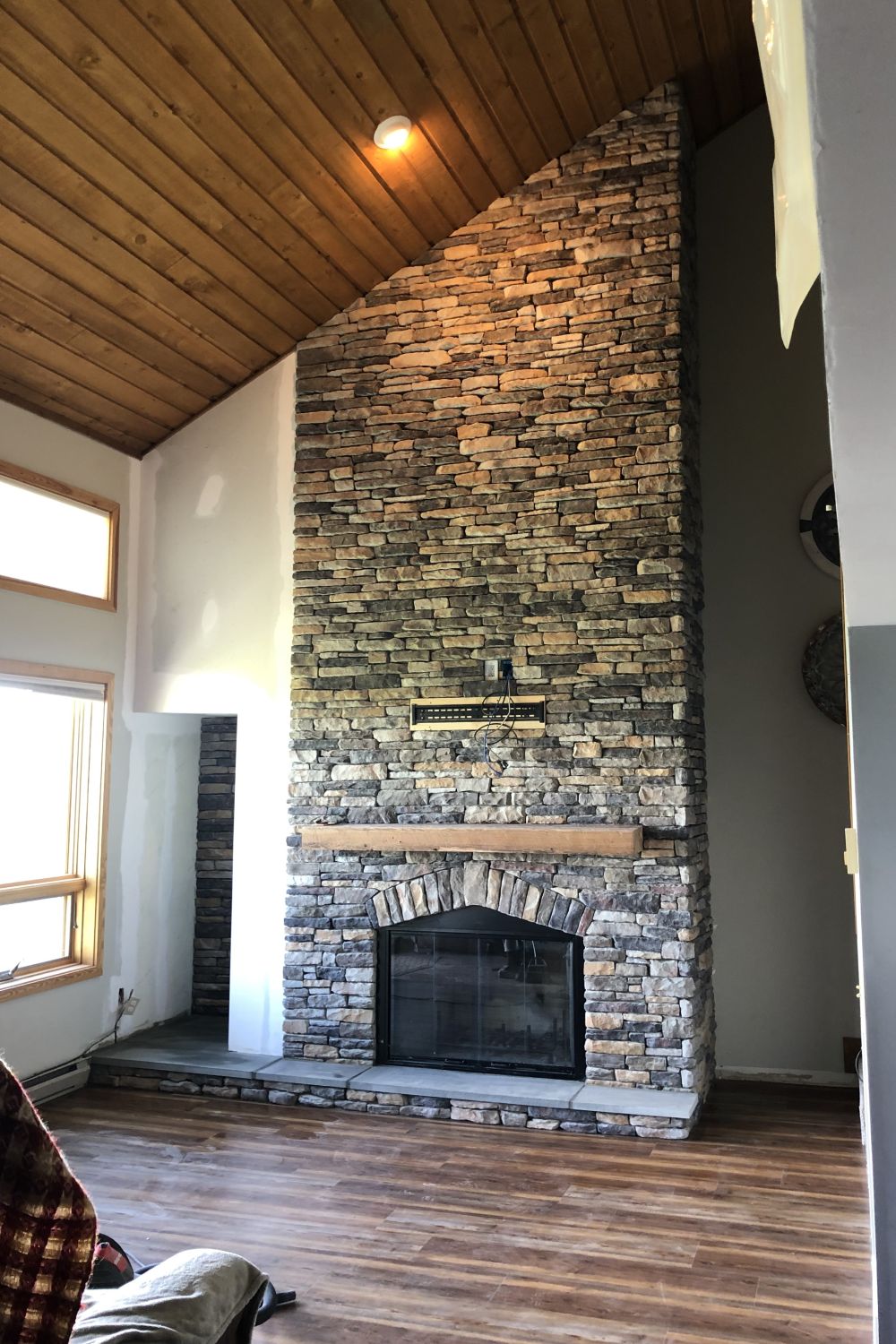 Stone Veneer - Ledge Stone Aspen - Mountain View Stone