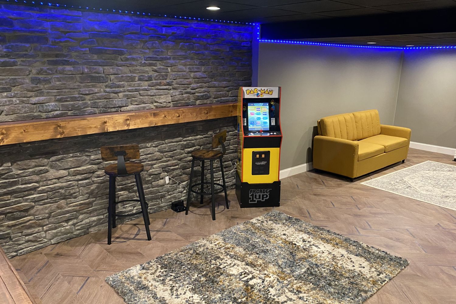 Stone Veneer - Ledge Stone Midnight - Mountain View Stone