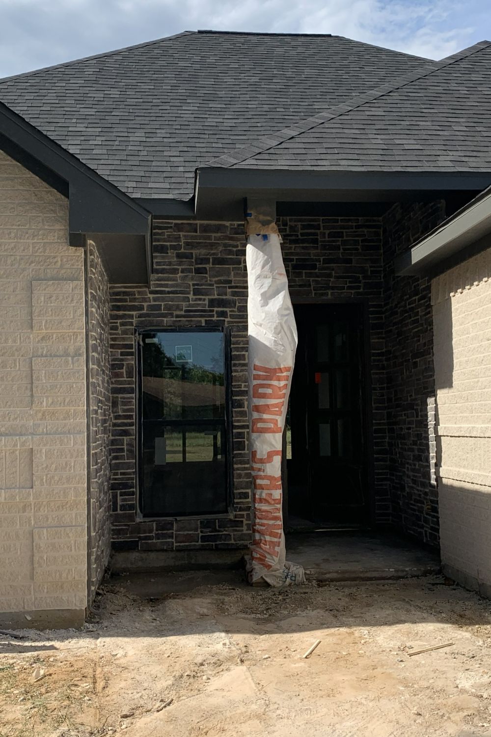 Stone Veneer - Ledge Stone Midnight - Mountain View Stone
