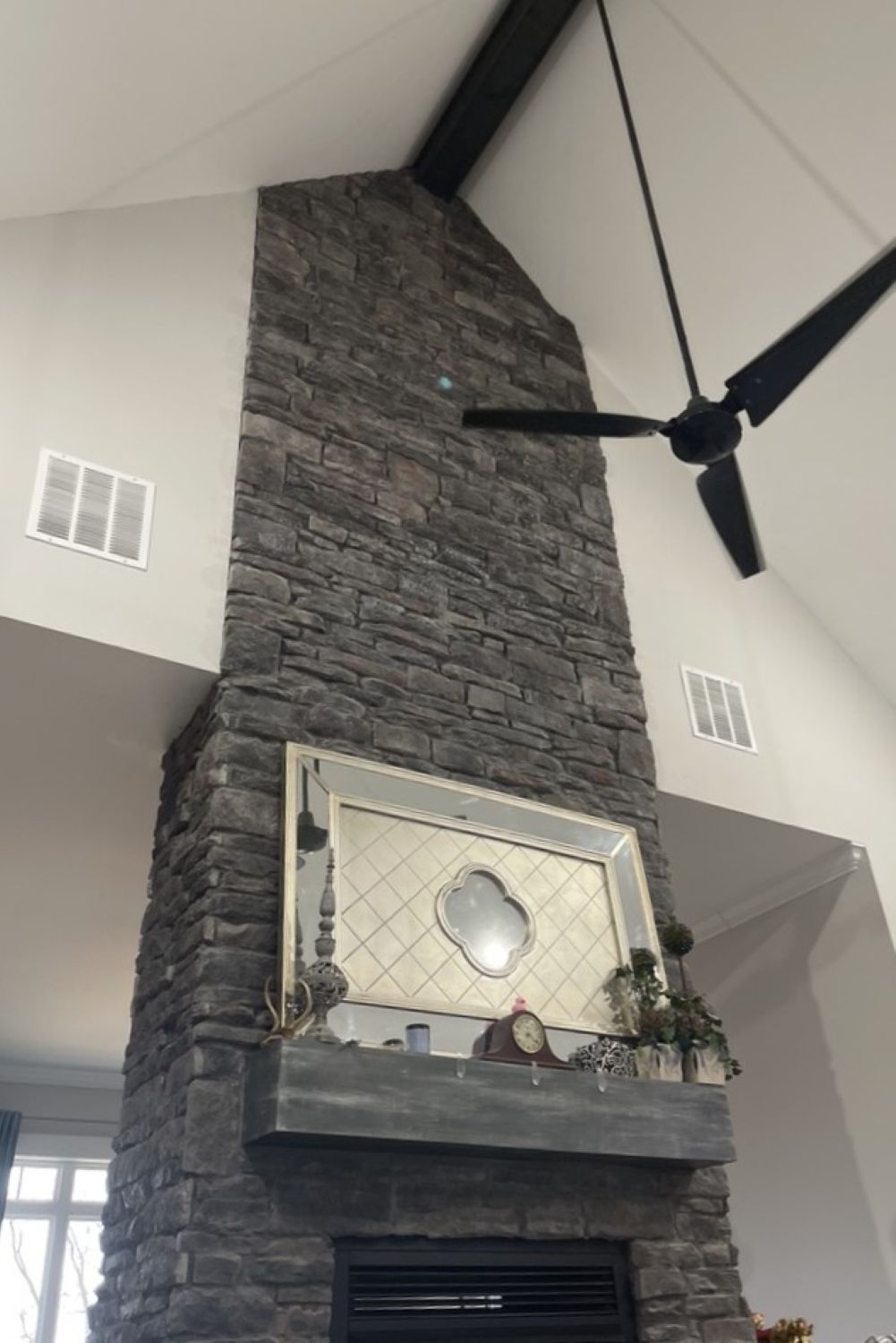 Stone Veneer - Ledge Stone Midnight - Mountain View Stone