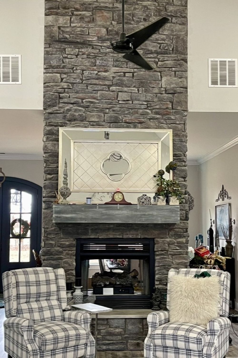 Stone Veneer - Ledge Stone Midnight - Mountain View Stone
