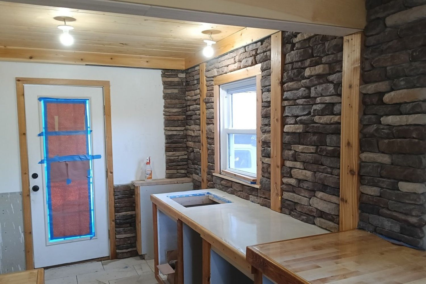 Stone Veneer - Ledge Stone Rustic - Mountain View Stone