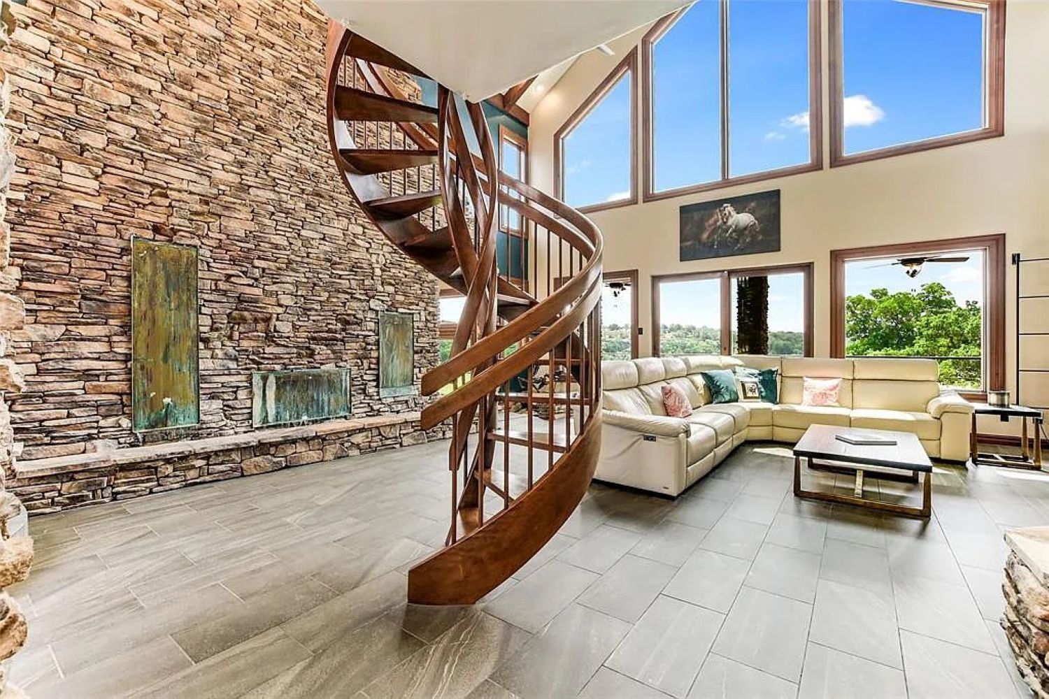 Stone Veneer - Ledge Stone Tuscany - Mountain View Stone