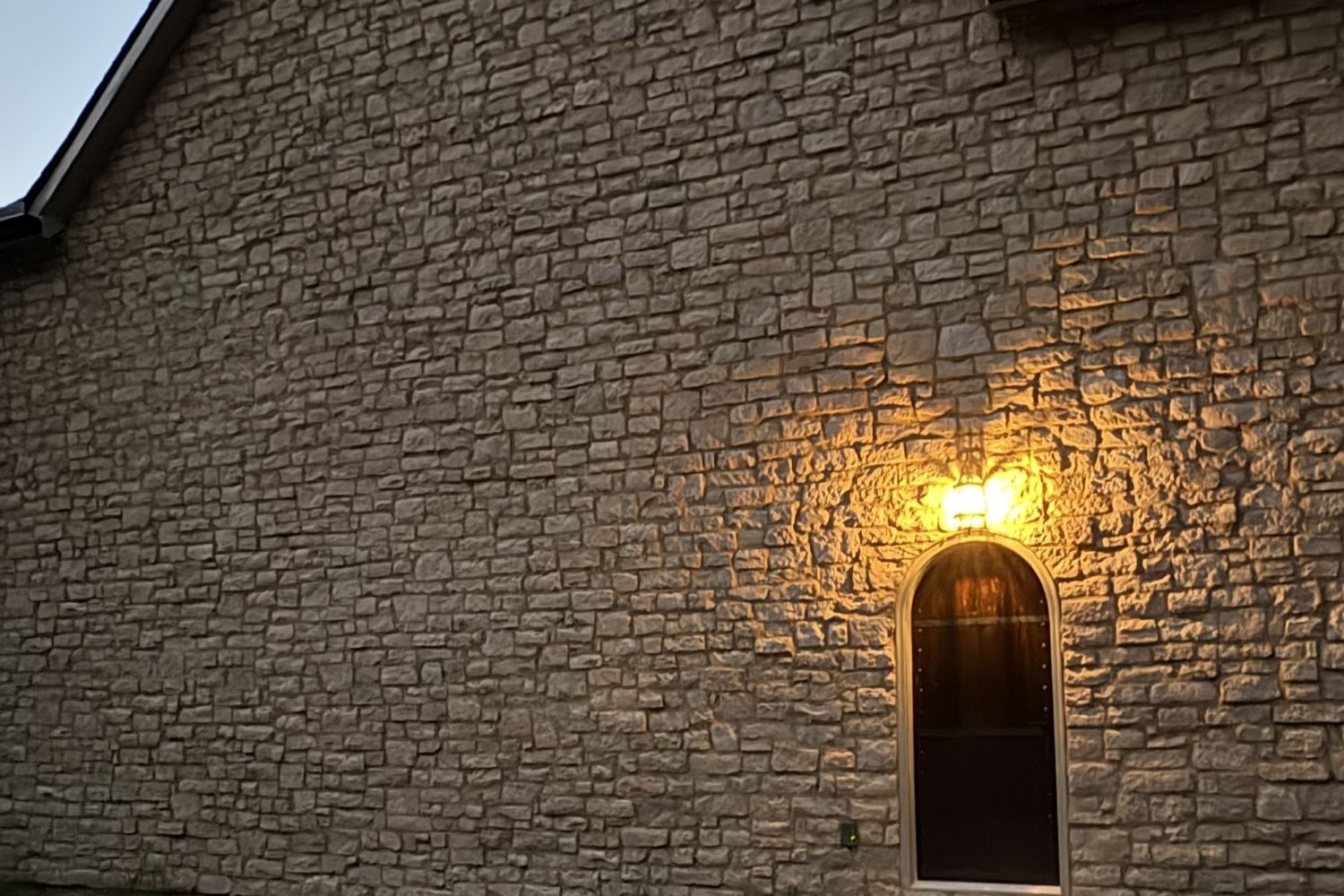 Stone Veneer - Lime Stone Adaline - Mountain View Stone