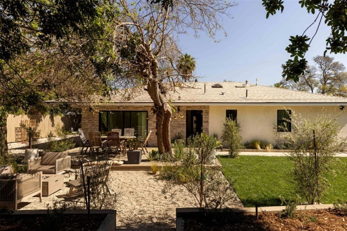 Stone Veneer - Lime Stone Ash - Mountain View Stone