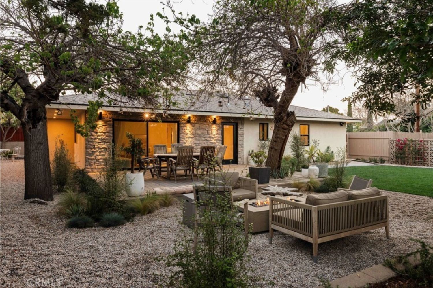 Stone Veneer - Lime Stone Ash - Mountain View Stone