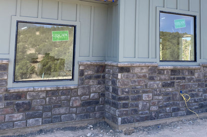 Stone Veneer - Lime Stone Midnight - Mountain View Stone