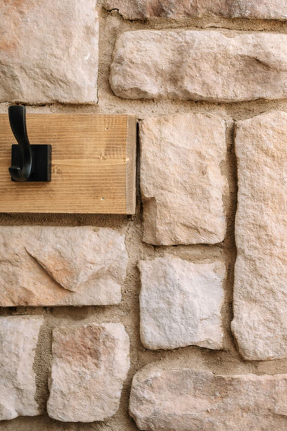 Stone Veneer - Lime Stone White Oak - Mountain View Stone