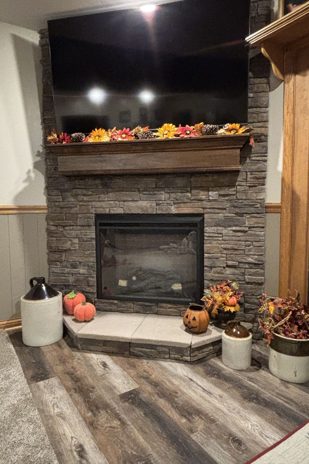 Stone Veneer - Ready Stack Stone Panel Almond Buff - Mountain View Stone