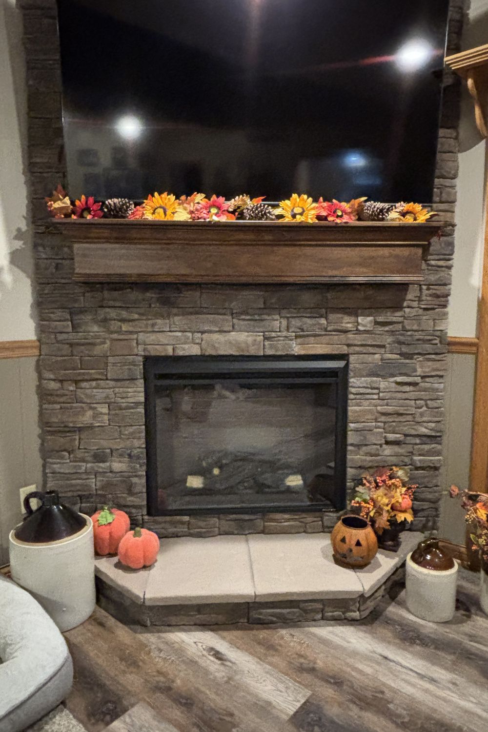 Stone Veneer - Ready Stack Stone Panel Almond Buff - Mountain View Stone