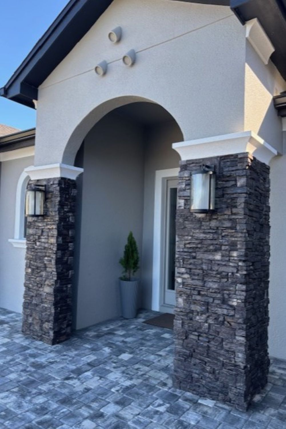 Stone Veneer Panels - Ready Stacked Stone Black Forest - Mountain