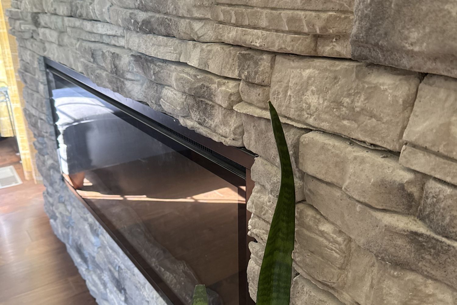 Stone Veneer - Ready Stack Stone Panel Cool Gray - Mountain View Stone