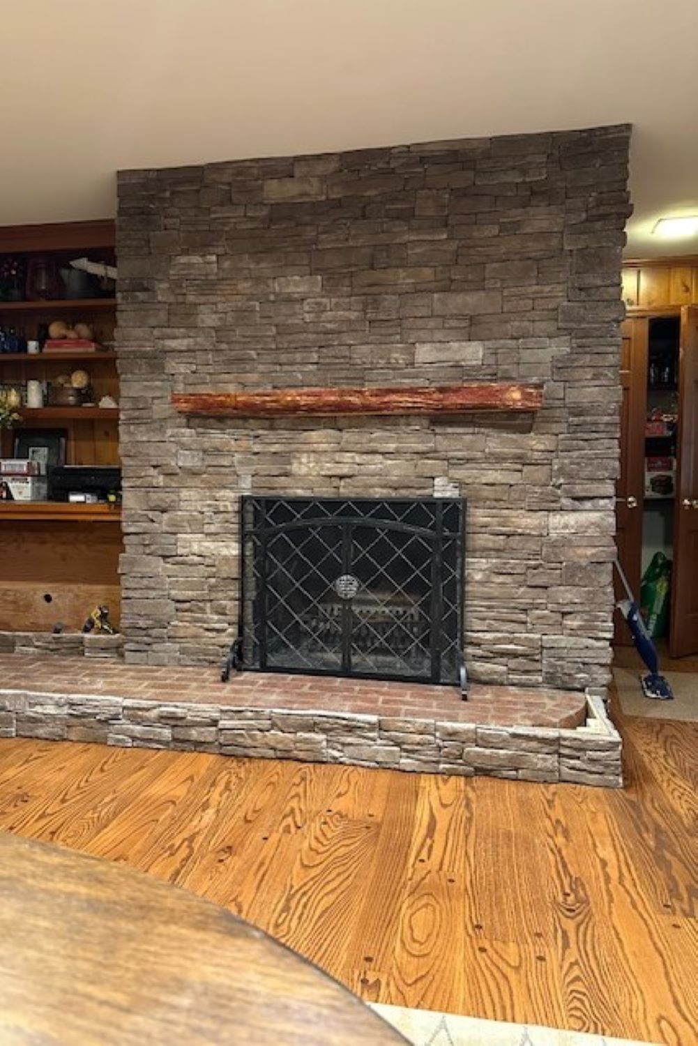 Stone Veneer - Ready Stack Stone Panel Mossy Creek - Mountain View Stone