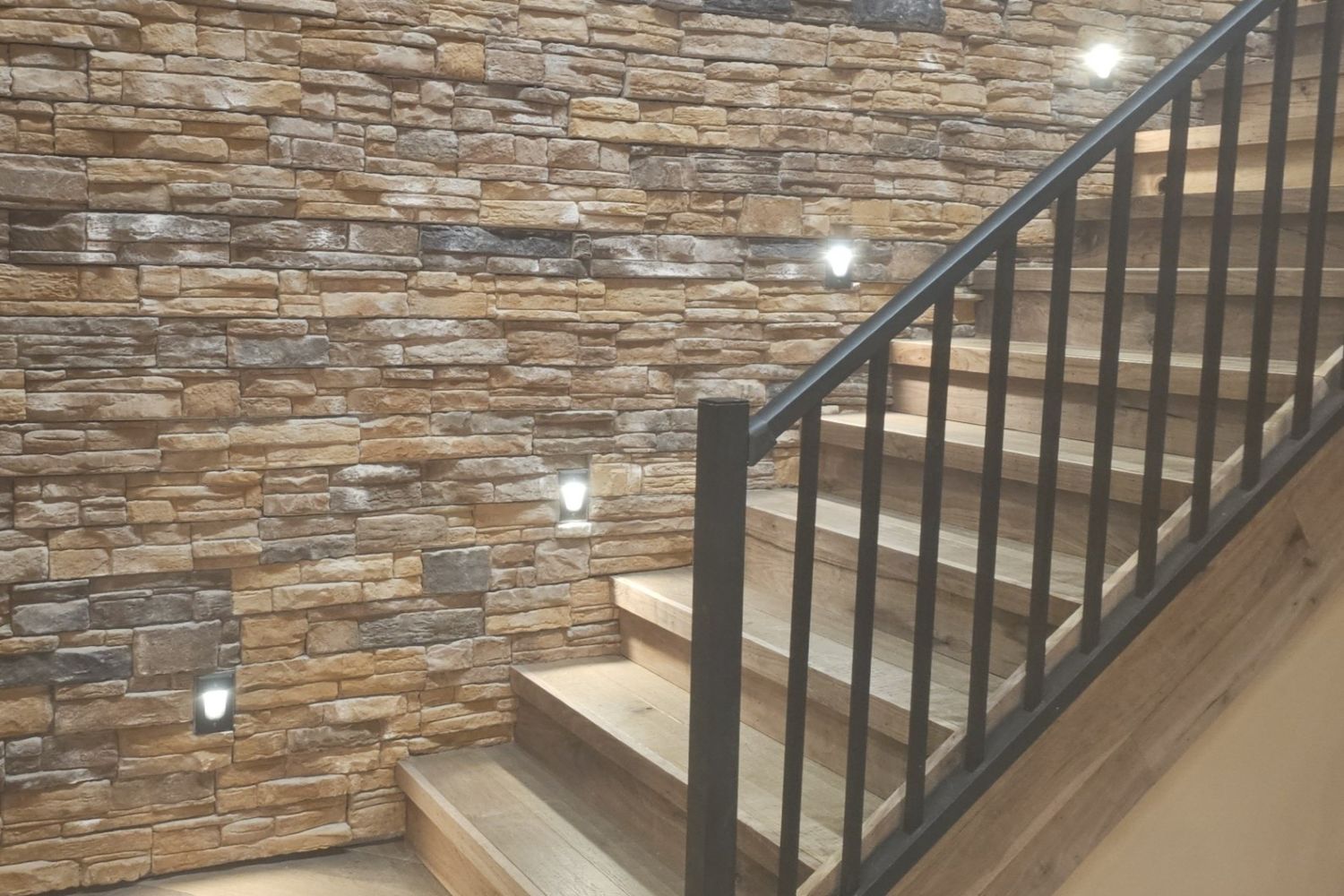 Stone Veneer - Ready Stack Stone Panel Mossy Creek - Mountain View Stone