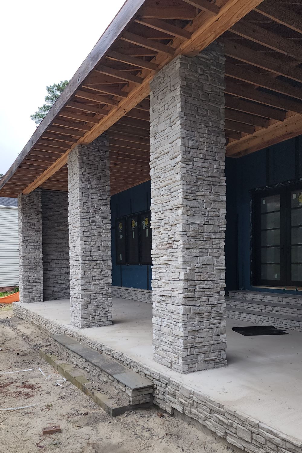 Stone Veneer - Ready Stack Stone Panel Smoke - Mountain View Stone