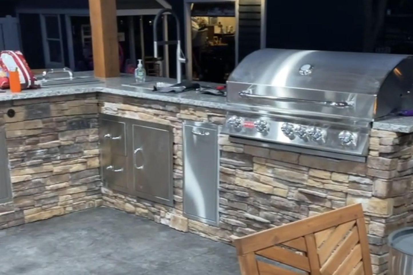 Stone Veneer - Ready Stack Stone Panel Tacoma - Mountain View Stone