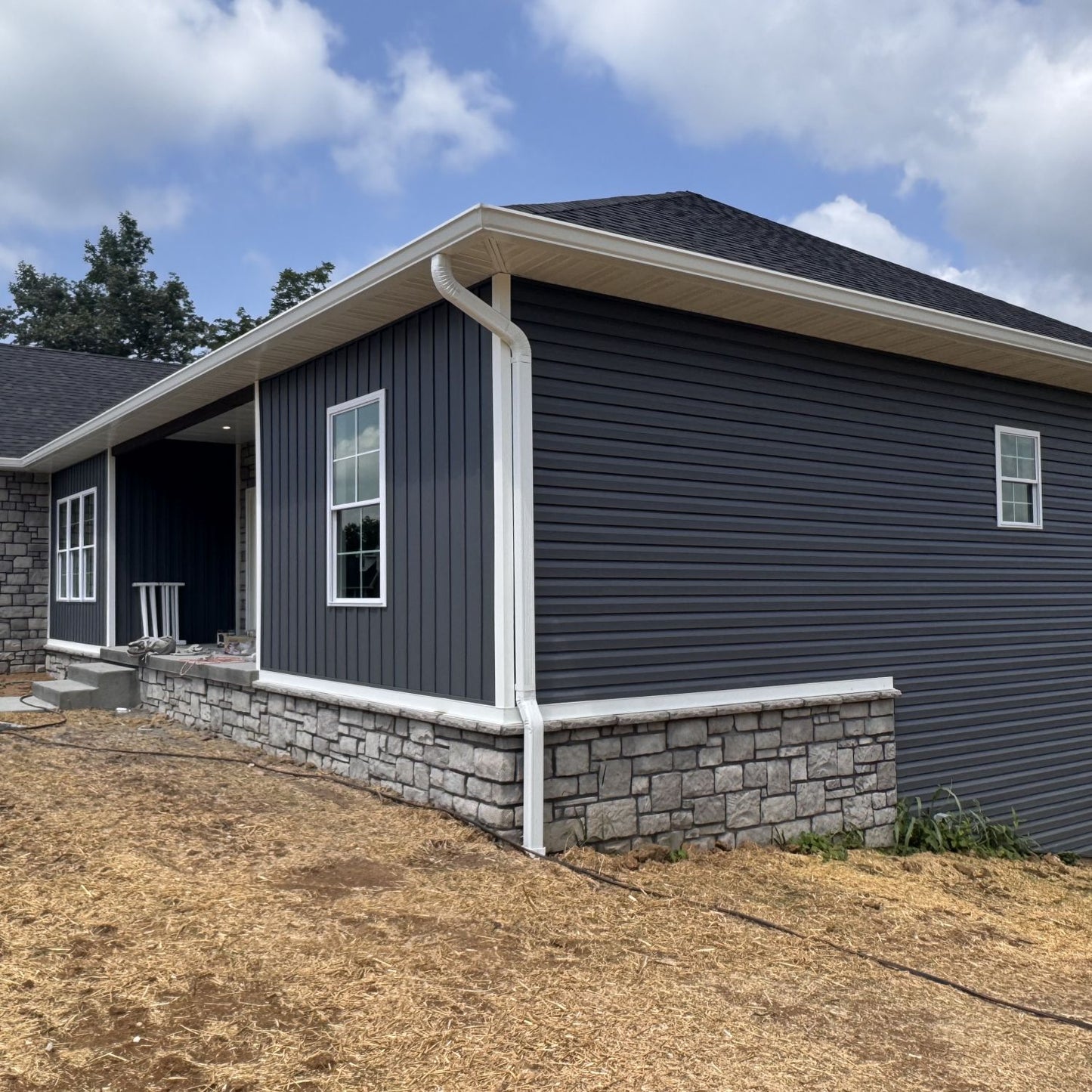 Stone Veneer Accessories - Sill Smoke - Mountain View Stone