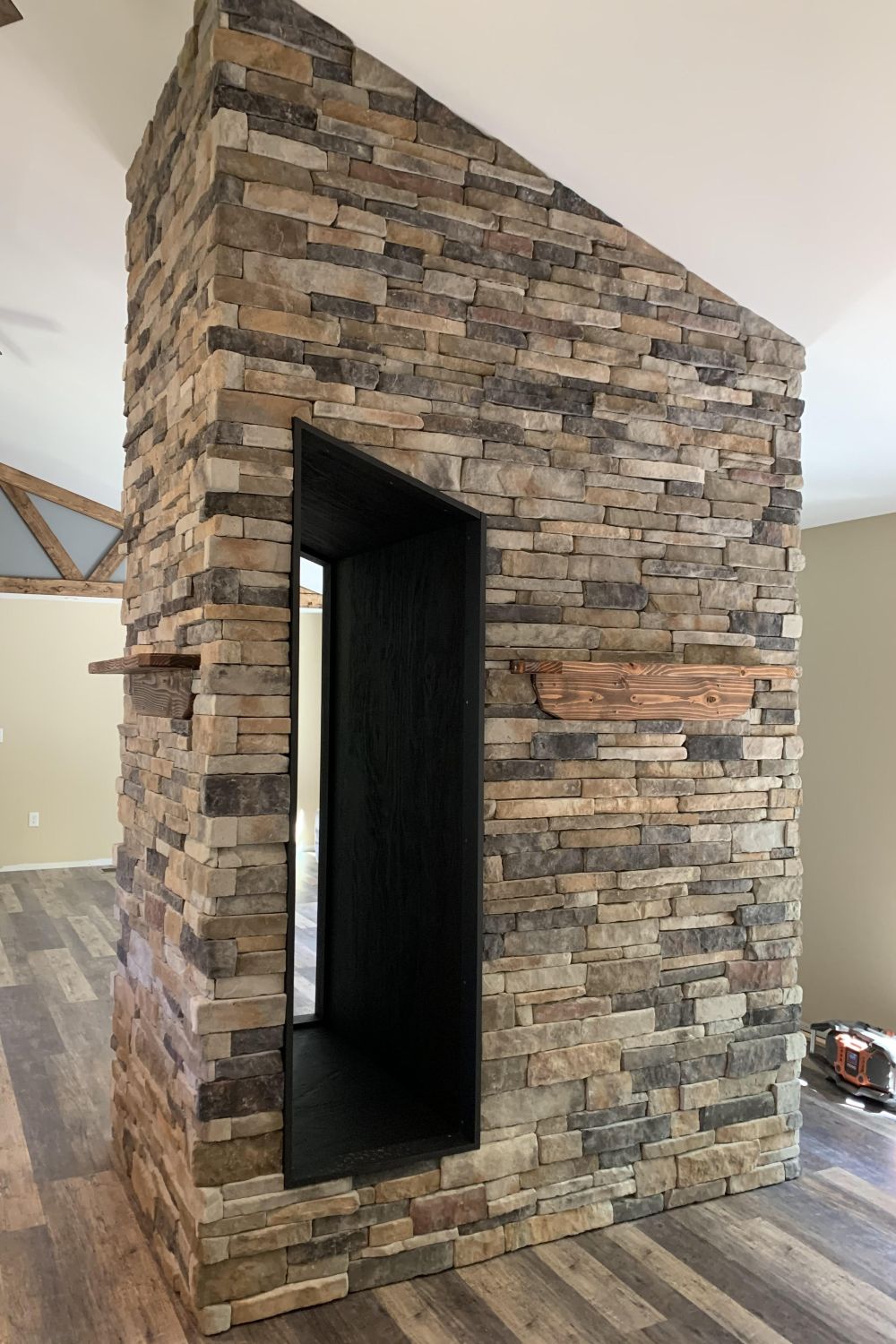 Stone Veneer - Stack Stone Aspen - Mountain View Stone