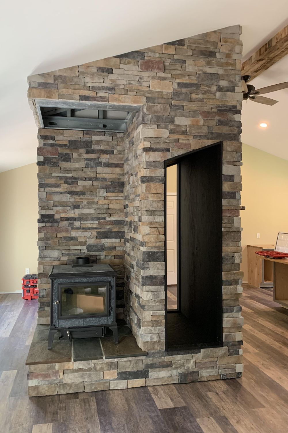 Stone Veneer - Stack Stone Aspen - Mountain View Stone