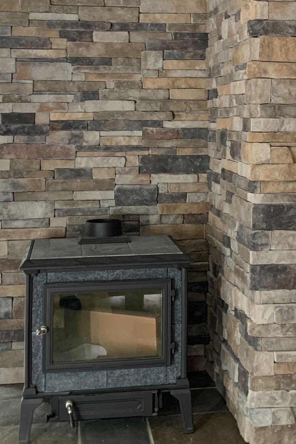 Stone Veneer - Stack Stone Aspen - Mountain View Stone