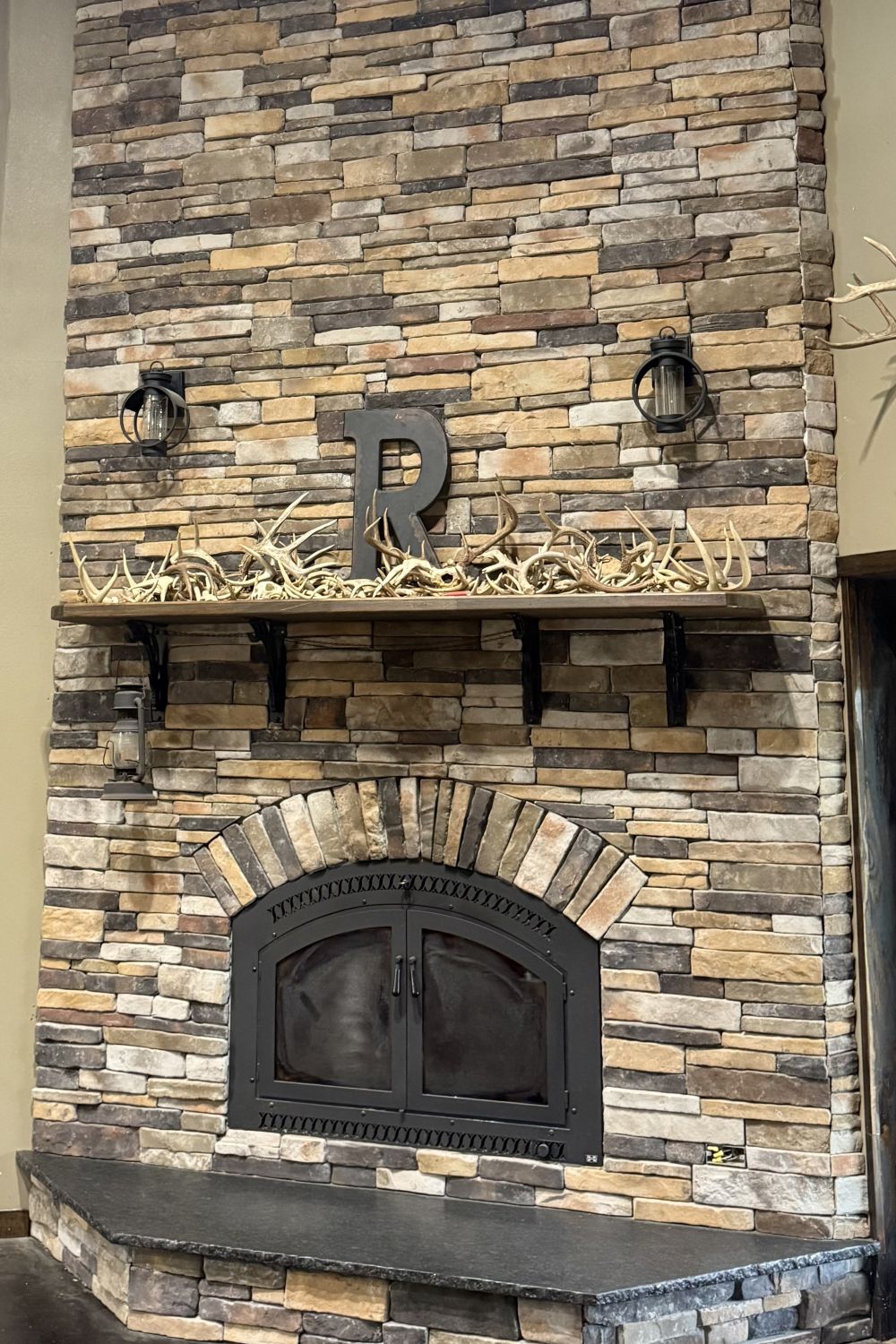 Stone Veneer - Stack Stone Aspen - Mountain View Stone