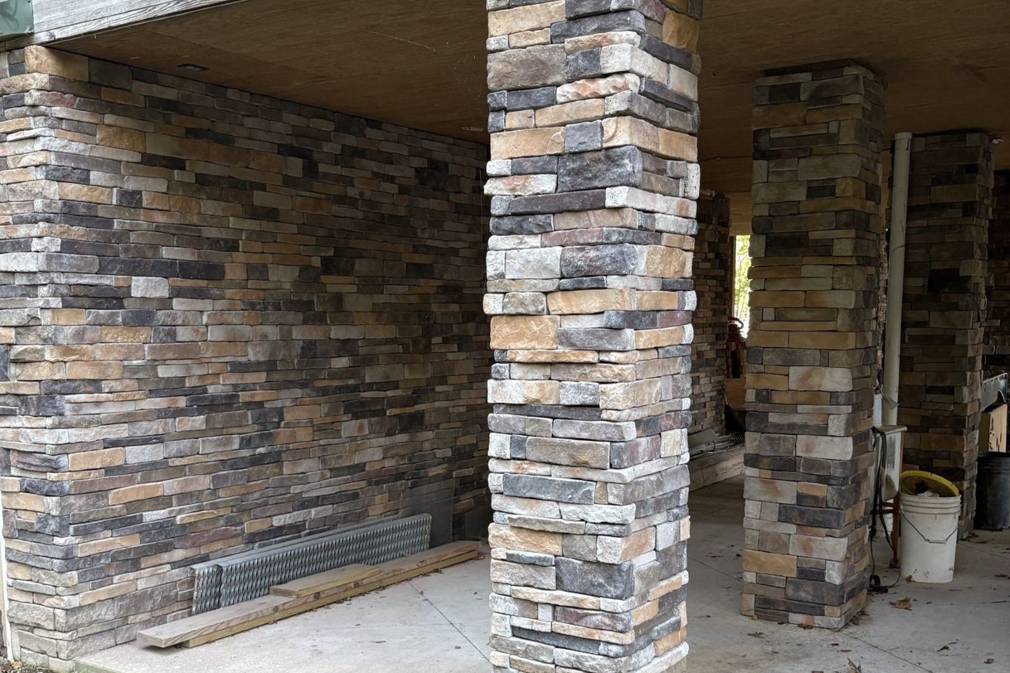 Stone Veneer - Stack Stone Aspen - Mountain View Stone