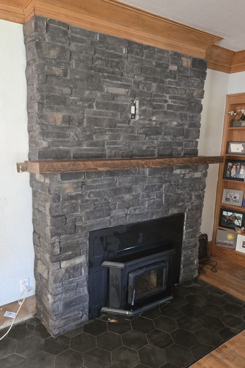 Stone Veneer - Stack Stone Black Forest - Mountain View Stone