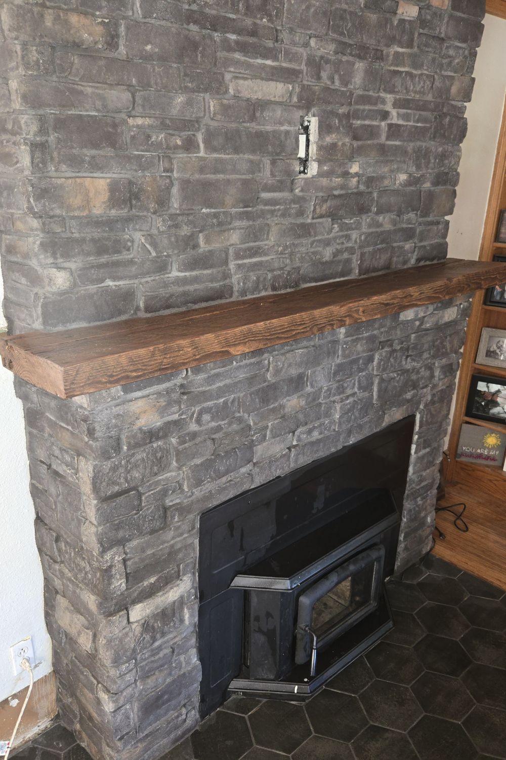 Stone Veneer - Stack Stone Black Forest - Mountain View Stone
