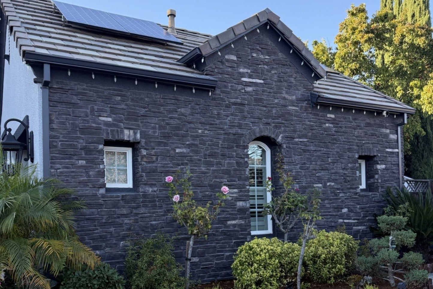 Stone Veneer - Stack Stone Black Forest - Mountain View Stone