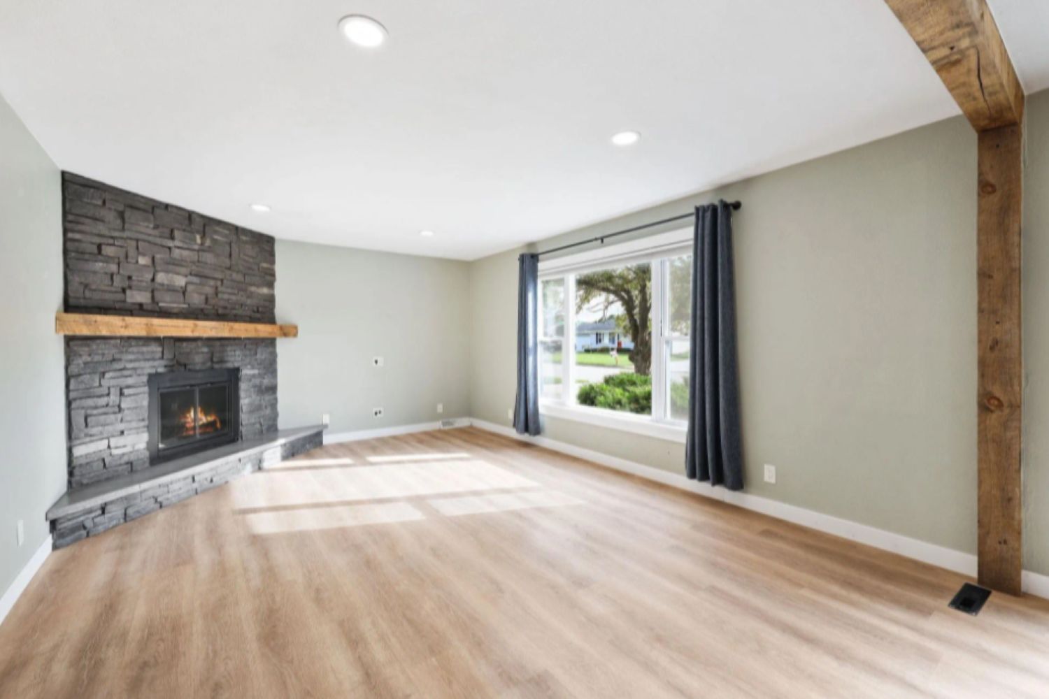 Stone Veneer - Stack Stone Black Forest - Mountain View Stone