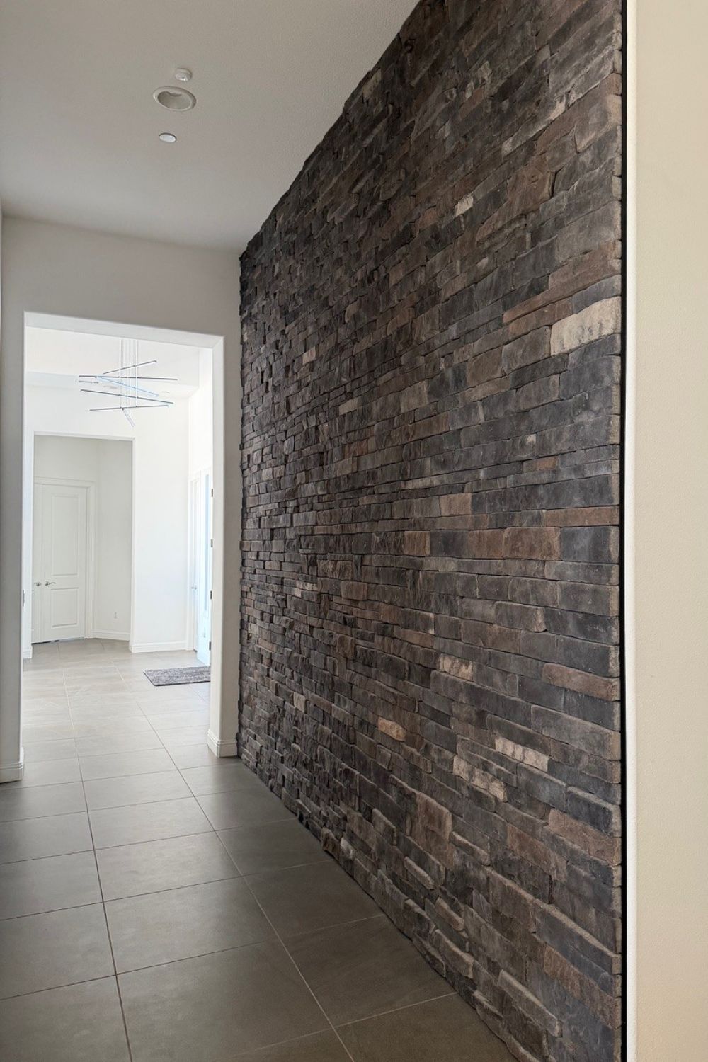 Stone Veneer - Stack Stone Black Forest - Mountain View Stone