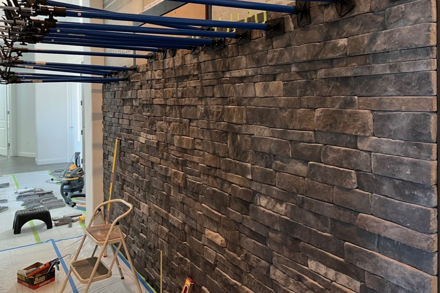 Stone Veneer - Stack Stone Black Forest - Mountain View Stone