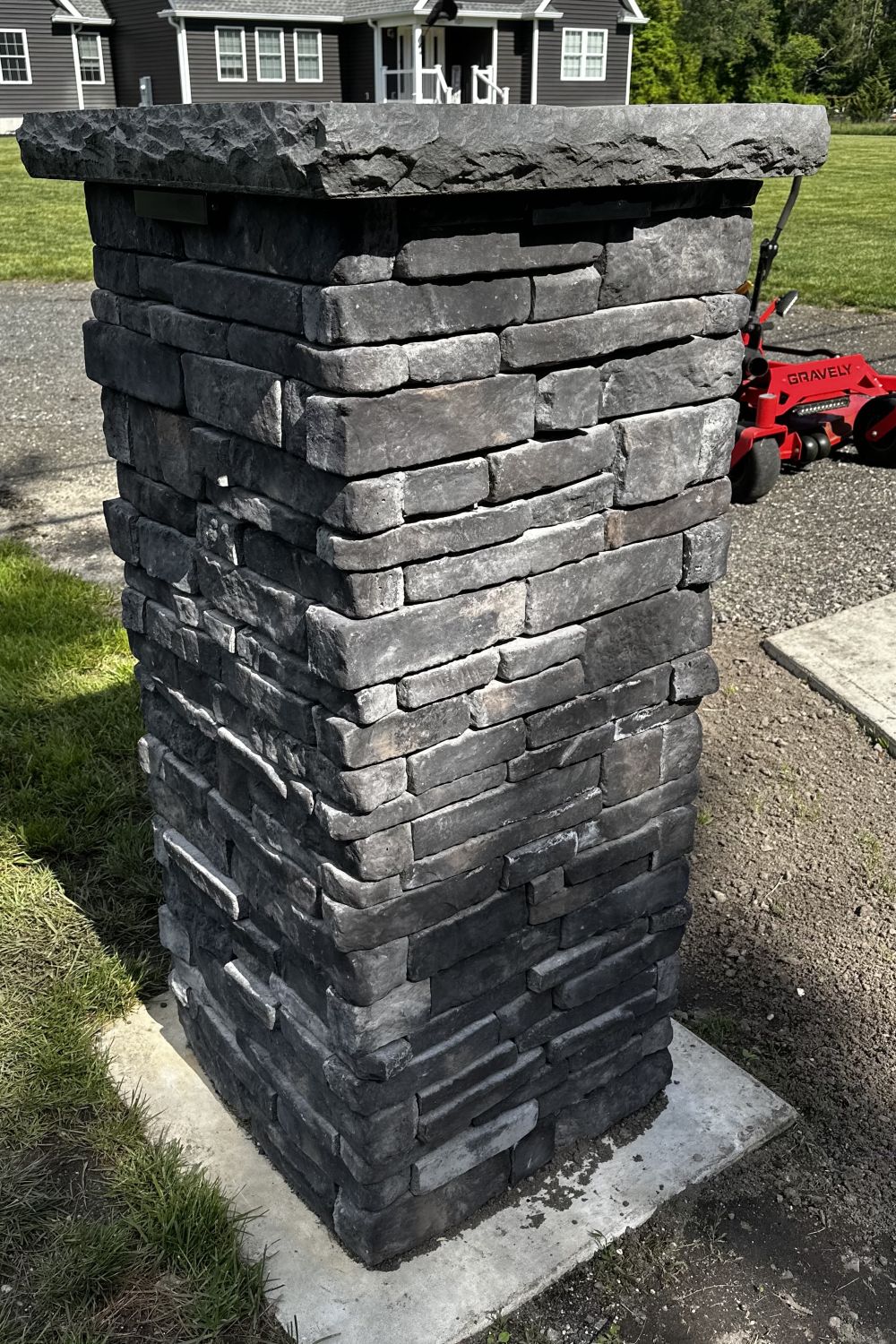 Quick Ship Stone Veneer - Stack Stone Black Forest - Mountain View