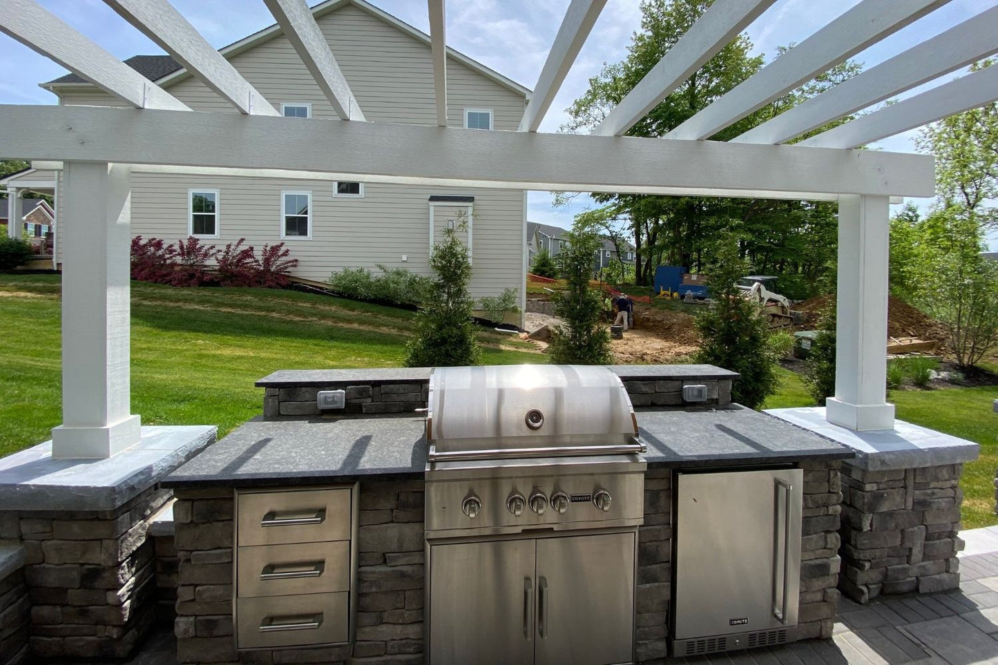 Stone Veneer - Stack Stone Cool Gray - Mountain View Stone